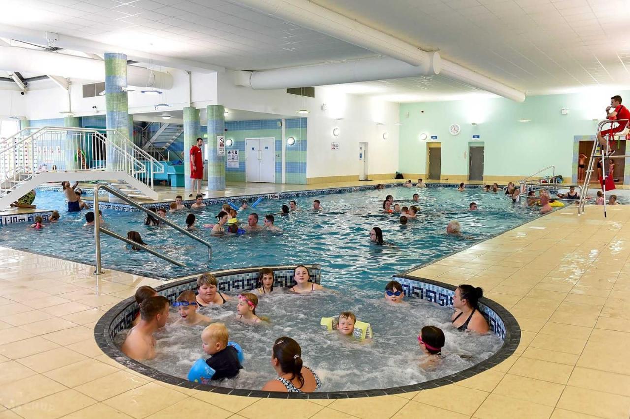 Cedar Lake 58 At Southview Leisure Park Skegness Dış mekan fotoğraf